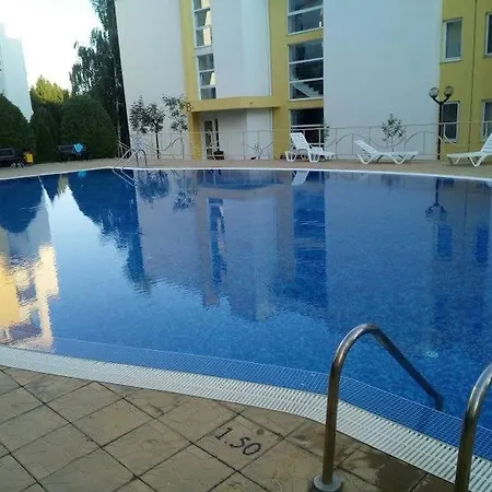 Apartment Crown Seaside