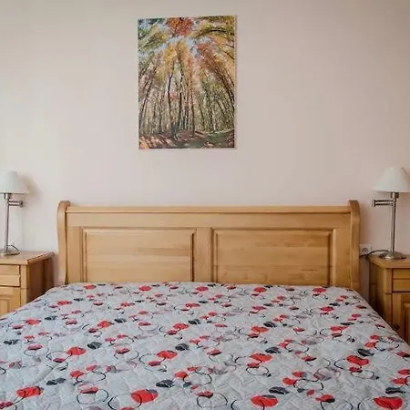 Crown Seaside Apartment *